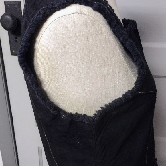Dave J Genuine Leather Vest w/Sherpa Lining & Trim Black Zip Closure Womans XS - Picture 4 of 8